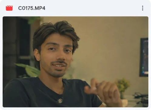 Raw talking-head video clip of a creator, ready for AI auto-cut and captions